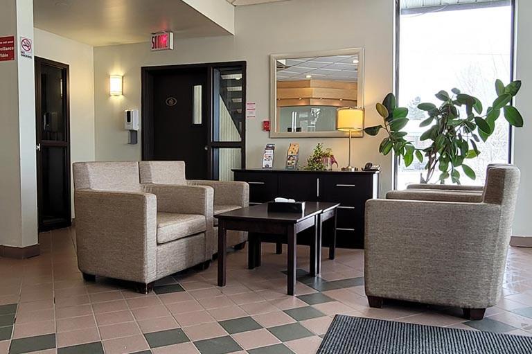 Quality Hotel & Suites Sherbrooke Exterior photo